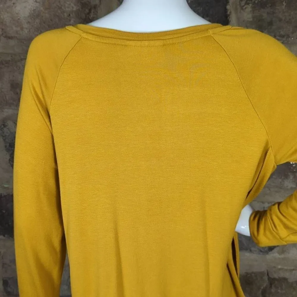 Ivoire Shirt Woman's Size Small Yellow Raglan‎ Long Sleeve Lightweight Soft